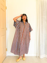 Load image into Gallery viewer, Big Shirt Dress