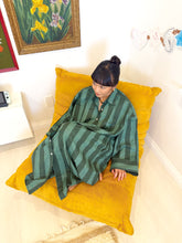 Load image into Gallery viewer, Big Shirt Dress