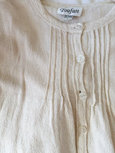 Load image into Gallery viewer, Mother of Pearl Buttons Blouse