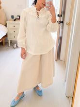 Load image into Gallery viewer, 70s Cotton Embroidered Festival Top