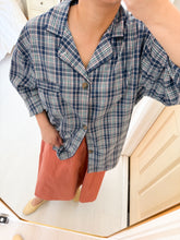 Load image into Gallery viewer, Plaid Button Down Shirt
