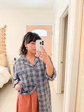 Load image into Gallery viewer, Plaid Button Down Shirt