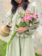 Load image into Gallery viewer, Sherie Puff Top (Final Sale - Last Units)