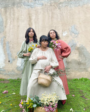 Load image into Gallery viewer, Sherie Puff Top (Final Sale - Last Units)