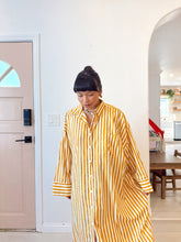 Load image into Gallery viewer, Big Shirt Dress
