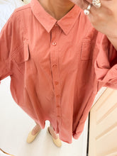 Load image into Gallery viewer, Big Pockets Coral Blouse
