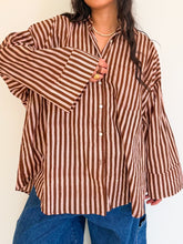 Load image into Gallery viewer, PREORDER: Dancing Kind Signature Big Shirt
