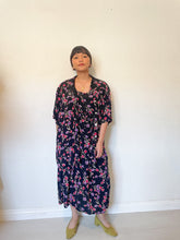 Load image into Gallery viewer, Romantic Floral Blouse and Dress Set
