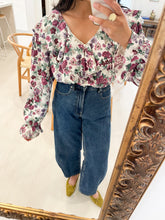 Load image into Gallery viewer, 80s Floral Poet Blouse
