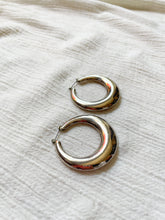 Load image into Gallery viewer, Silver Hoop Earrings
