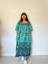 Load image into Gallery viewer, Everyday House Dress with Pockets
